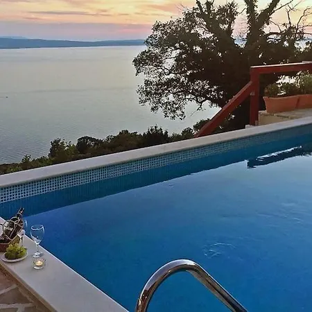 Lozica Dvori Villa Jesenice (Split-Dalmatia)
